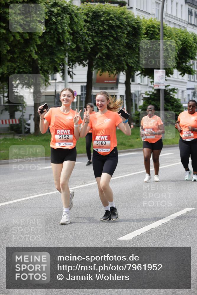 15.06.2025 - REWE Women's Run Jannik Wohlers http://msf.ph/oto/7961952 15.06.2025 09:46:36 Laufen 5152, 5180, 5338 meine-sportfotos.de