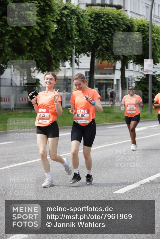 15.06.2025 - REWE Women's Run Jannik Wohlers http://msf.ph/oto/7961969 15.06.2025 09:46:36 Laufen 5152, 5180, 5409 meine-sportfotos.de