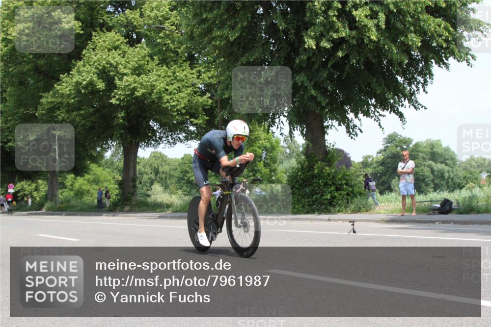 15.06.2025 - 7 Türme Triathlon Yannick Fuchs http://msf.ph/oto/7961987 15.06.2025 12:34:30 Radfahren  meine-sportfotos.de