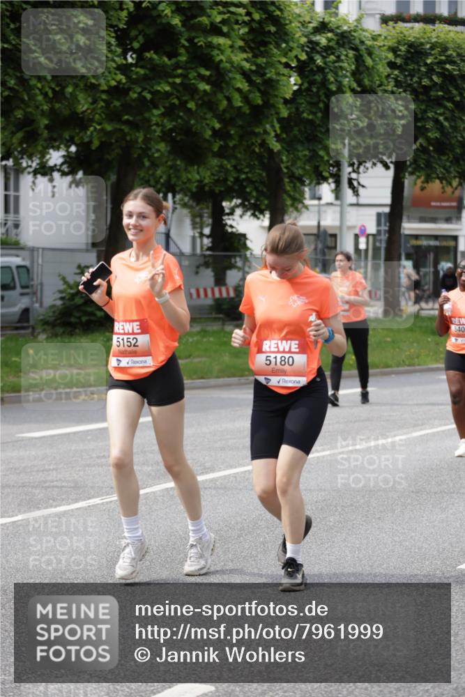 15.06.2025 - REWE Women's Run Jannik Wohlers http://msf.ph/oto/7961999 15.06.2025 09:46:37 Laufen 5152, 5180, 540 meine-sportfotos.de