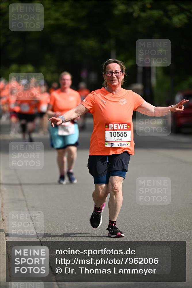15.06.2025 - REWE Women's Run Dr. Thomas Lammeyer http://msf.ph/oto/7962006 15.06.2025 09:51:00 Laufen 10555 meine-sportfotos.de