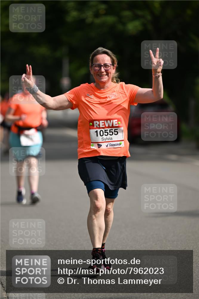 15.06.2025 - REWE Women's Run Dr. Thomas Lammeyer http://msf.ph/oto/7962023 15.06.2025 09:51:01 Laufen 10555 meine-sportfotos.de