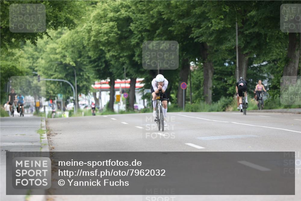 15.06.2025 - 7 Türme Triathlon Yannick Fuchs http://msf.ph/oto/7962032 15.06.2025 10:53:22 Radfahren 324 meine-sportfotos.de