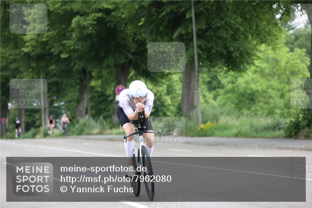 15.06.2025 - 7 Türme Triathlon Yannick Fuchs http://msf.ph/oto/7962080 15.06.2025 10:53:24 Radfahren 324 meine-sportfotos.de