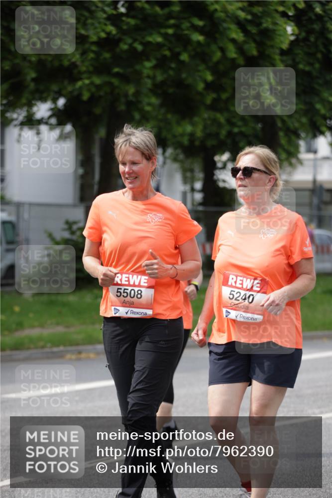 15.06.2025 - REWE Women's Run Jannik Wohlers http://msf.ph/oto/7962390 15.06.2025 09:46:56 Laufen 5508, 5240 meine-sportfotos.de