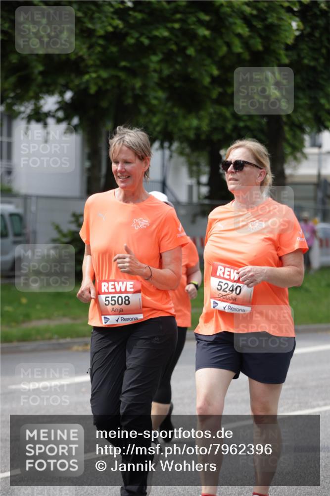 15.06.2025 - REWE Women's Run Jannik Wohlers http://msf.ph/oto/7962396 15.06.2025 09:46:56 Laufen 5508, 5240 meine-sportfotos.de