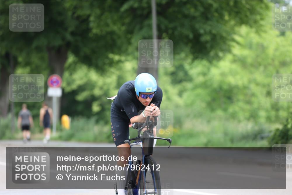 15.06.2025 - 7 Türme Triathlon Yannick Fuchs http://msf.ph/oto/7962412 15.06.2025 11:02:53 Radfahren 261 meine-sportfotos.de
