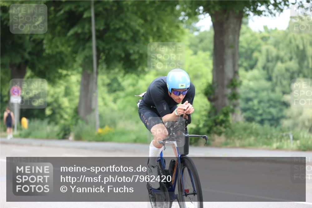 15.06.2025 - 7 Türme Triathlon Yannick Fuchs http://msf.ph/oto/7962420 15.06.2025 11:02:54 Radfahren 261 meine-sportfotos.de
