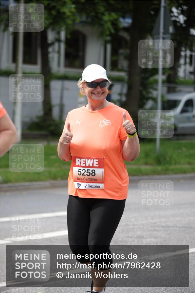 15.06.2025 - REWE Women's Run Jannik Wohlers http://msf.ph/oto/7962428 15.06.2025 09:46:59 Laufen 10, 5258 meine-sportfotos.de