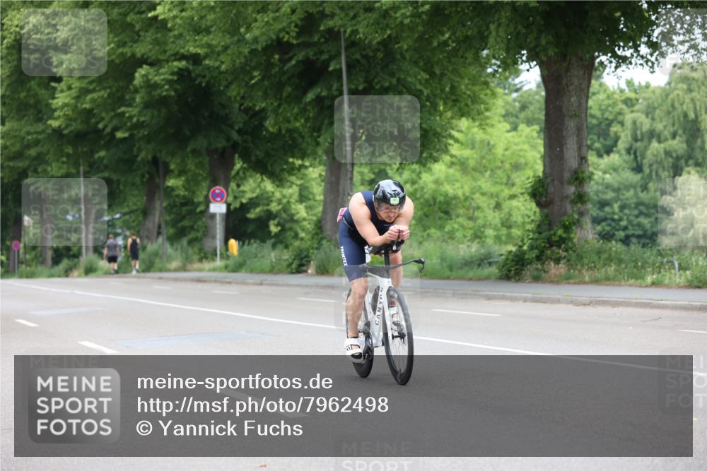 15.06.2025 - 7 Türme Triathlon Yannick Fuchs http://msf.ph/oto/7962498 15.06.2025 11:03:13 Radfahren  meine-sportfotos.de