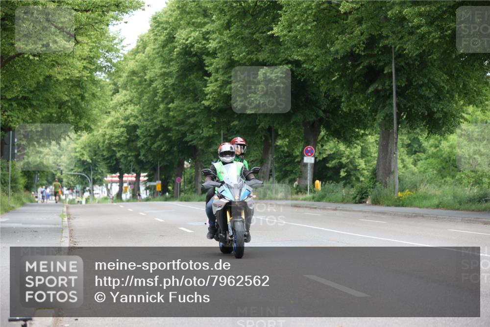 15.06.2025 - 7 Türme Triathlon Yannick Fuchs http://msf.ph/oto/7962562 15.06.2025 11:03:25 Radfahren  meine-sportfotos.de
