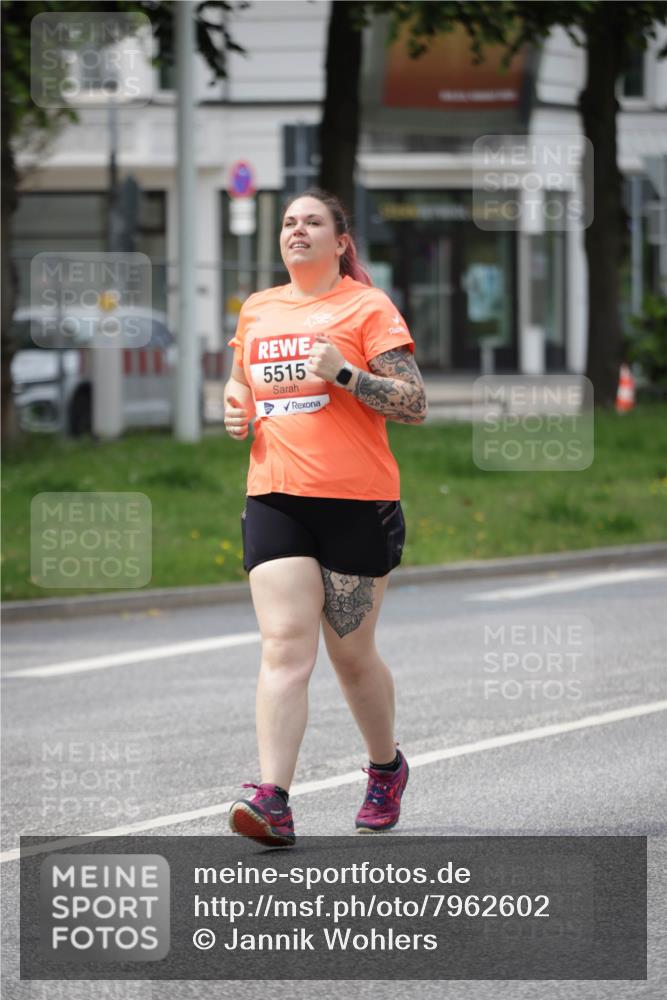 15.06.2025 - REWE Women's Run Jannik Wohlers http://msf.ph/oto/7962602 15.06.2025 09:47:20 Laufen 5515 meine-sportfotos.de