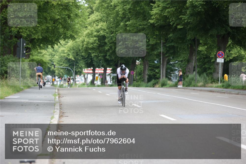 15.06.2025 - 7 Türme Triathlon Yannick Fuchs http://msf.ph/oto/7962604 15.06.2025 11:05:24 Radfahren  meine-sportfotos.de