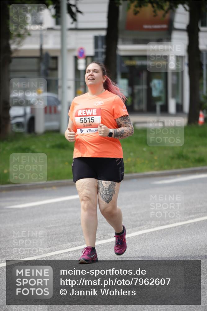 15.06.2025 - REWE Women's Run Jannik Wohlers http://msf.ph/oto/7962607 15.06.2025 09:47:21 Laufen 5515 meine-sportfotos.de