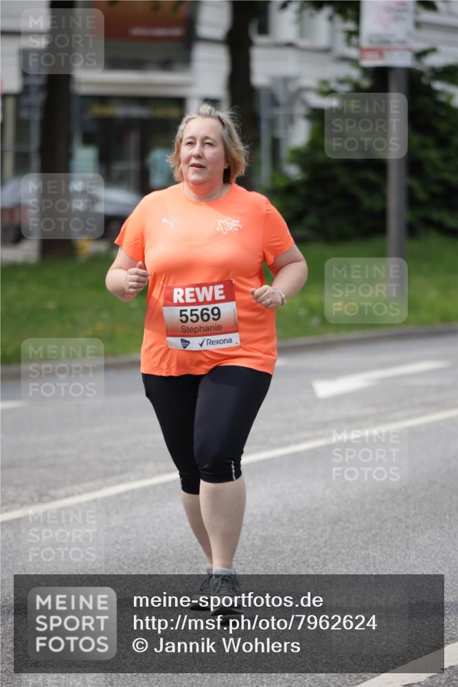 15.06.2025 - REWE Women's Run Jannik Wohlers http://msf.ph/oto/7962624 15.06.2025 09:47:22 Laufen 5569 meine-sportfotos.de