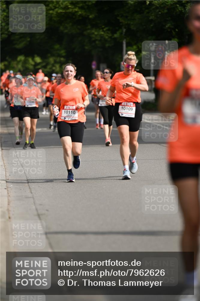 15.06.2025 - REWE Women's Run Dr. Thomas Lammeyer http://msf.ph/oto/7962626 15.06.2025 09:51:29 Laufen 10109, 10110 meine-sportfotos.de