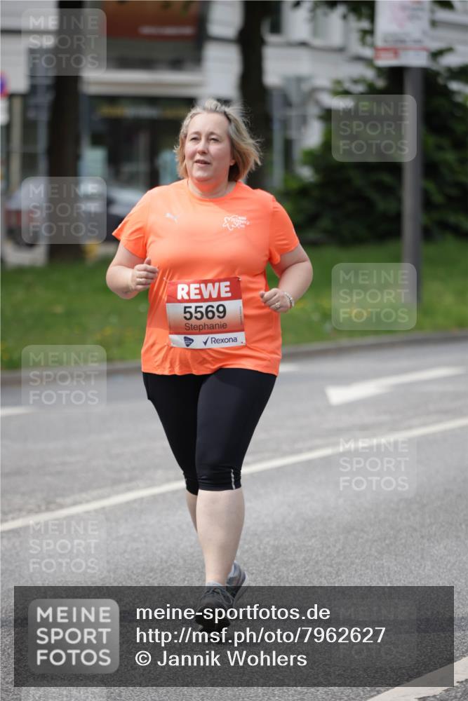 15.06.2025 - REWE Women's Run Jannik Wohlers http://msf.ph/oto/7962627 15.06.2025 09:47:22 Laufen 5569 meine-sportfotos.de