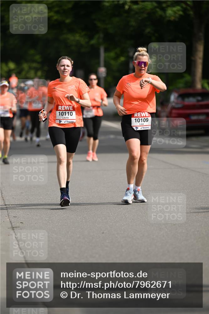 15.06.2025 - REWE Women's Run Dr. Thomas Lammeyer http://msf.ph/oto/7962671 15.06.2025 09:51:30 Laufen 10110, 10109 meine-sportfotos.de