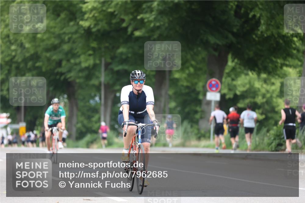 15.06.2025 - 7 Türme Triathlon Yannick Fuchs http://msf.ph/oto/7962685 15.06.2025 13:52:19 Radfahren 1000, 1083 meine-sportfotos.de
