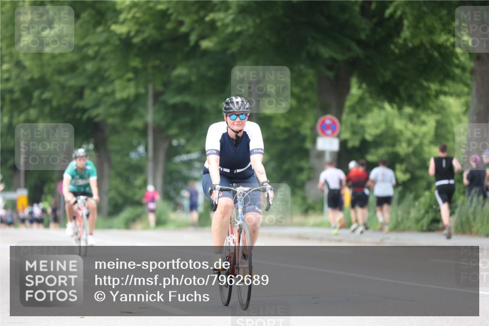 15.06.2025 - 7 Türme Triathlon Yannick Fuchs http://msf.ph/oto/7962689 15.06.2025 13:52:19 Radfahren 1000, 1083 meine-sportfotos.de