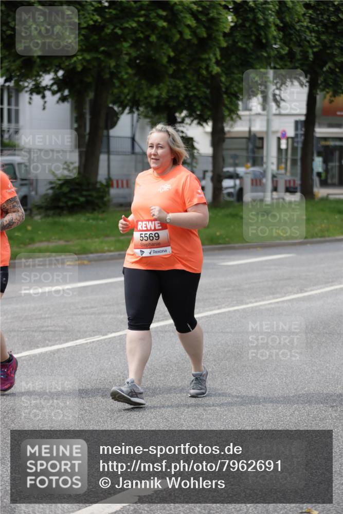 15.06.2025 - REWE Women's Run Jannik Wohlers http://msf.ph/oto/7962691 15.06.2025 09:47:24 Laufen 5569 meine-sportfotos.de