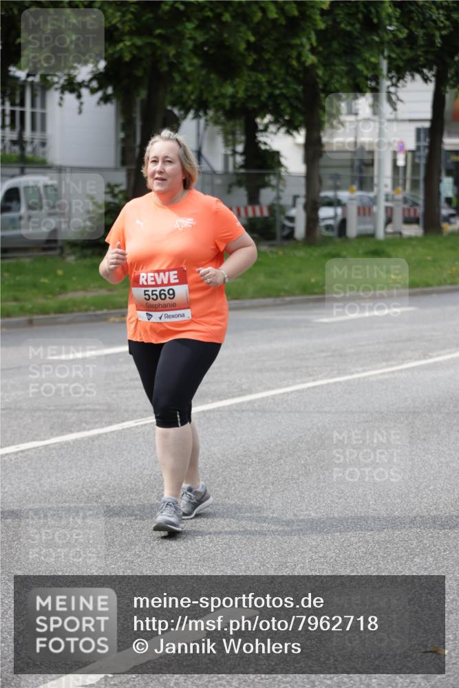 15.06.2025 - REWE Women's Run Jannik Wohlers http://msf.ph/oto/7962718 15.06.2025 09:47:24 Laufen 5569 meine-sportfotos.de