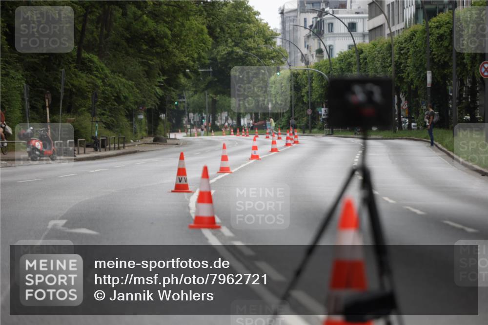 15.06.2025 - REWE Women's Run Jannik Wohlers http://msf.ph/oto/7962721 15.06.2025 09:53:19 Laufen  meine-sportfotos.de