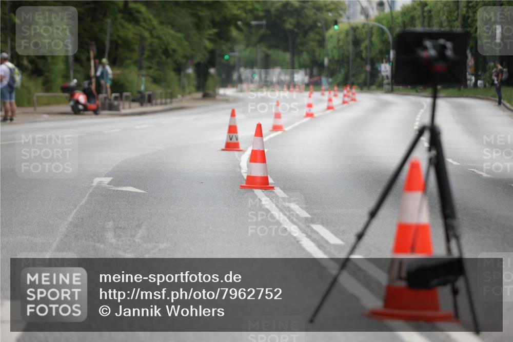 15.06.2025 - REWE Women's Run Jannik Wohlers http://msf.ph/oto/7962752 15.06.2025 09:53:37 Laufen  meine-sportfotos.de