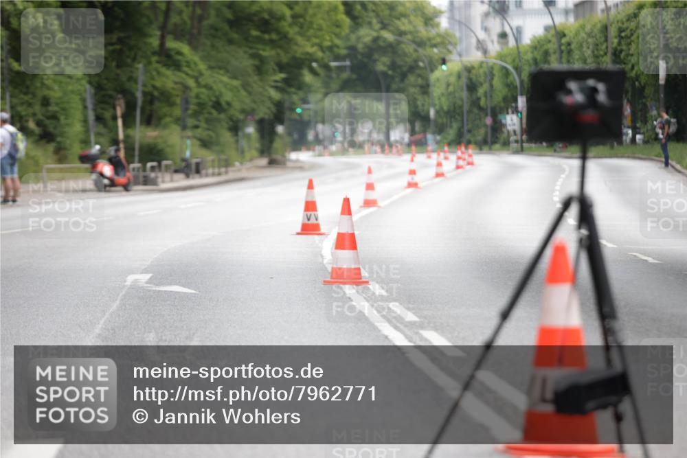 15.06.2025 - REWE Women's Run Jannik Wohlers http://msf.ph/oto/7962771 15.06.2025 09:53:44 Laufen  meine-sportfotos.de
