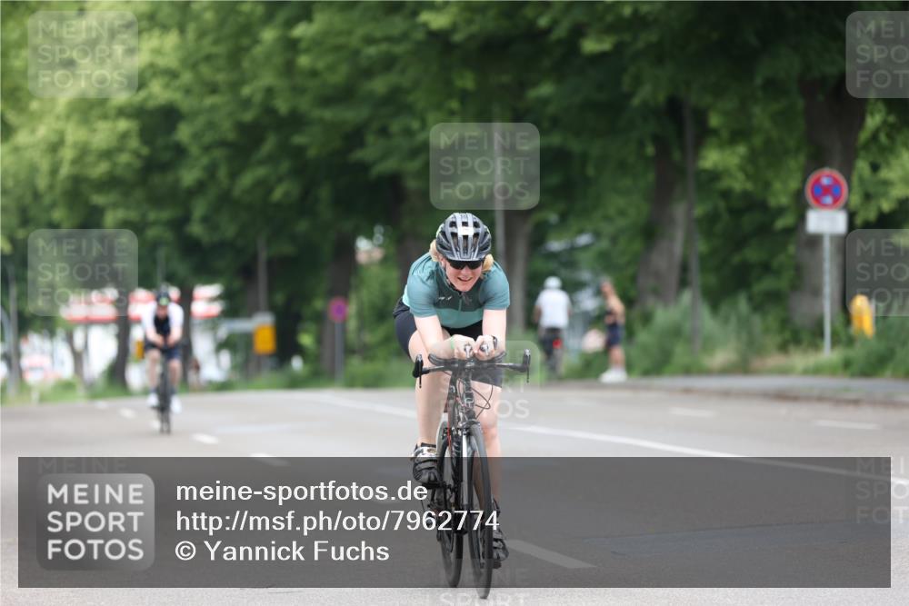 15.06.2025 - 7 Türme Triathlon Yannick Fuchs http://msf.ph/oto/7962774 15.06.2025 11:05:59 Radfahren 201, 290 meine-sportfotos.de