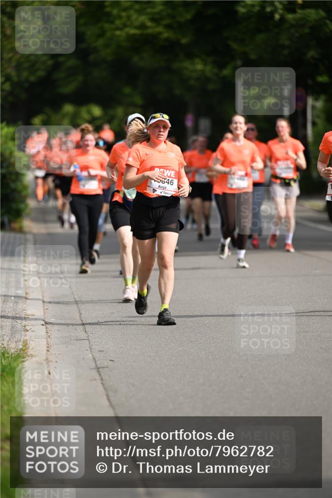 15.06.2025 - REWE Women's Run Dr. Thomas Lammeyer http://msf.ph/oto/7962782 15.06.2025 09:51:35 Laufen 46 meine-sportfotos.de