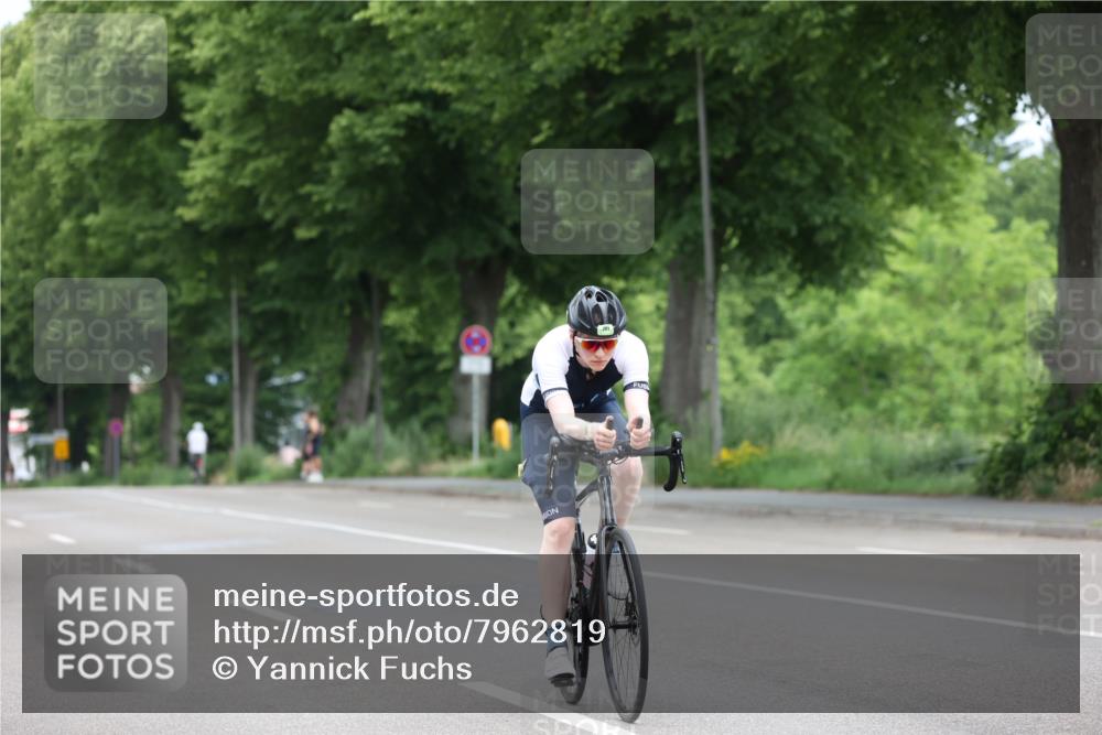 15.06.2025 - 7 Türme Triathlon Yannick Fuchs http://msf.ph/oto/7962819 15.06.2025 11:06:03 Radfahren 201, 290 meine-sportfotos.de