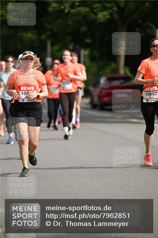 15.06.2025 - REWE Women's Run Dr. Thomas Lammeyer http://msf.ph/oto/7962851 15.06.2025 09:51:37 Laufen 10, 10657 meine-sportfotos.de
