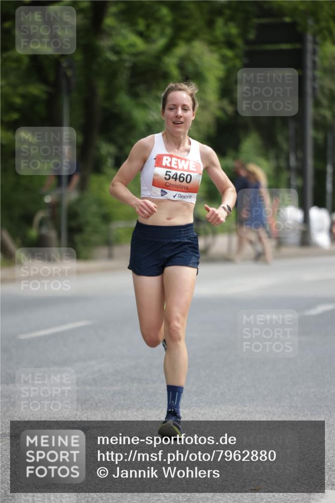 15.06.2025 - REWE Women's Run Jannik Wohlers http://msf.ph/oto/7962880 15.06.2025 09:56:28 Laufen 5460 meine-sportfotos.de