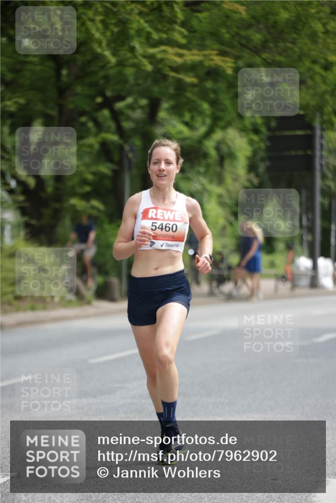 15.06.2025 - REWE Women's Run Jannik Wohlers http://msf.ph/oto/7962902 15.06.2025 09:56:29 Laufen 5460 meine-sportfotos.de