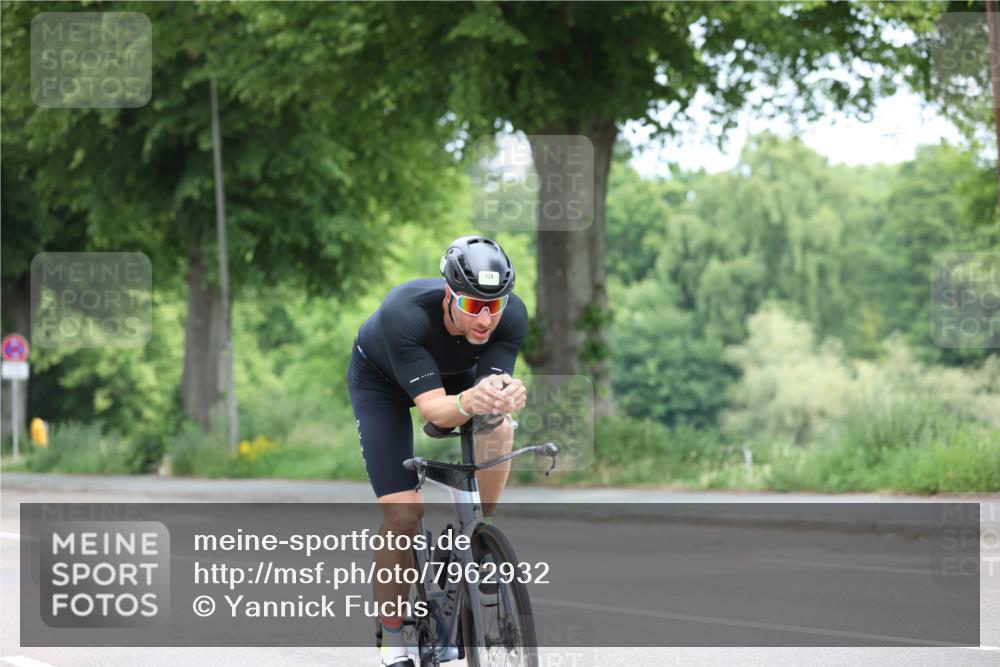 15.06.2025 - 7 Türme Triathlon Yannick Fuchs http://msf.ph/oto/7962932 15.06.2025 11:07:13 Radfahren 334 meine-sportfotos.de