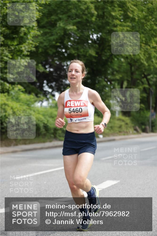 15.06.2025 - REWE Women's Run Jannik Wohlers http://msf.ph/oto/7962982 15.06.2025 09:56:30 Laufen 5460 meine-sportfotos.de