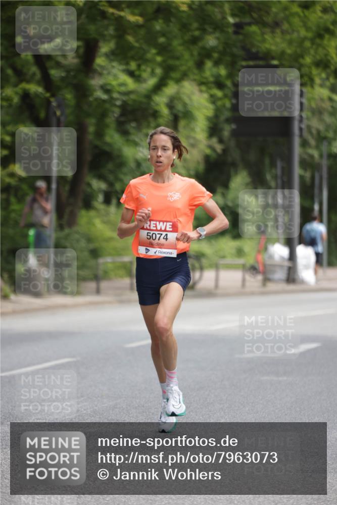 15.06.2025 - REWE Women's Run Jannik Wohlers http://msf.ph/oto/7963073 15.06.2025 09:56:51 Laufen 5074 meine-sportfotos.de
