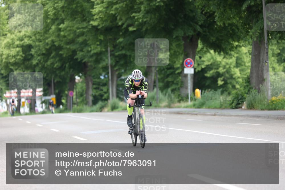 15.06.2025 - 7 Türme Triathlon Yannick Fuchs http://msf.ph/oto/7963091 15.06.2025 11:08:50 Radfahren  meine-sportfotos.de