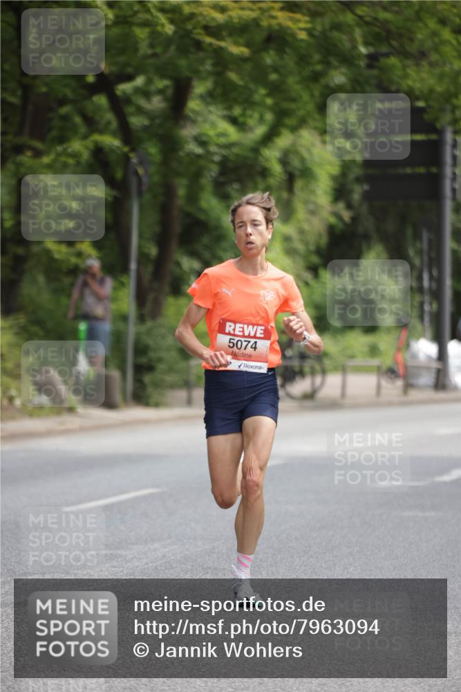 15.06.2025 - REWE Women's Run Jannik Wohlers http://msf.ph/oto/7963094 15.06.2025 09:56:51 Laufen 5074 meine-sportfotos.de