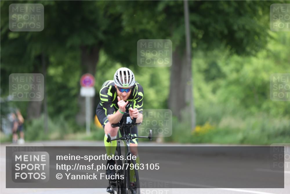 15.06.2025 - 7 Türme Triathlon Yannick Fuchs http://msf.ph/oto/7963105 15.06.2025 11:08:51 Radfahren 299 meine-sportfotos.de