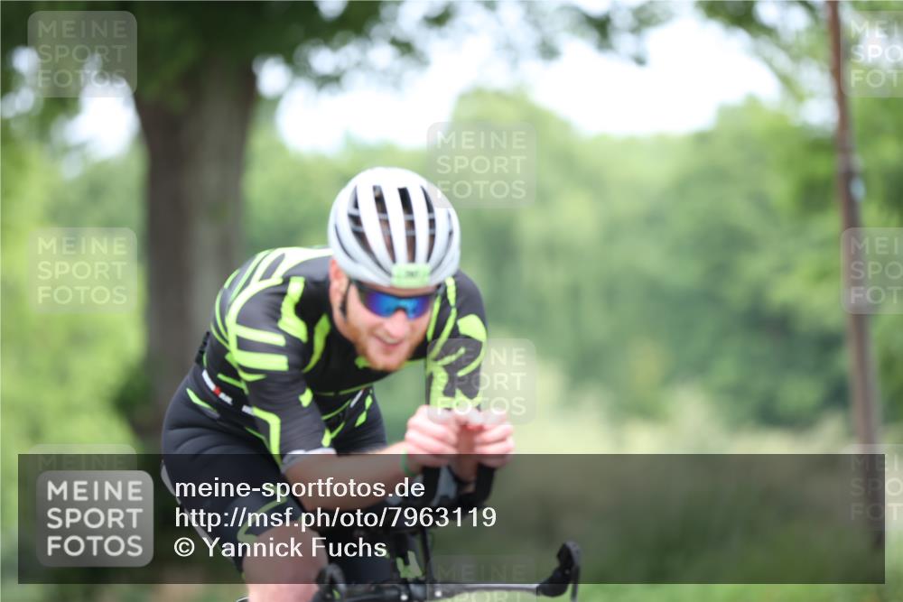 15.06.2025 - 7 Türme Triathlon Yannick Fuchs http://msf.ph/oto/7963119 15.06.2025 11:08:52 Radfahren 299 meine-sportfotos.de