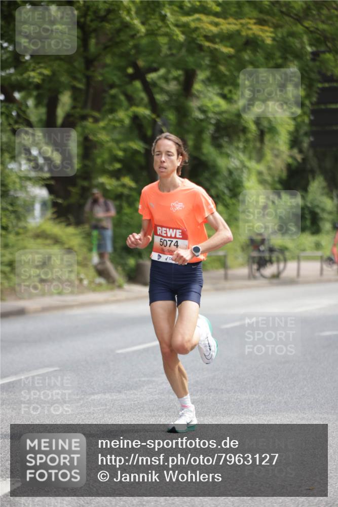 15.06.2025 - REWE Women's Run Jannik Wohlers http://msf.ph/oto/7963127 15.06.2025 09:56:51 Laufen 5074 meine-sportfotos.de