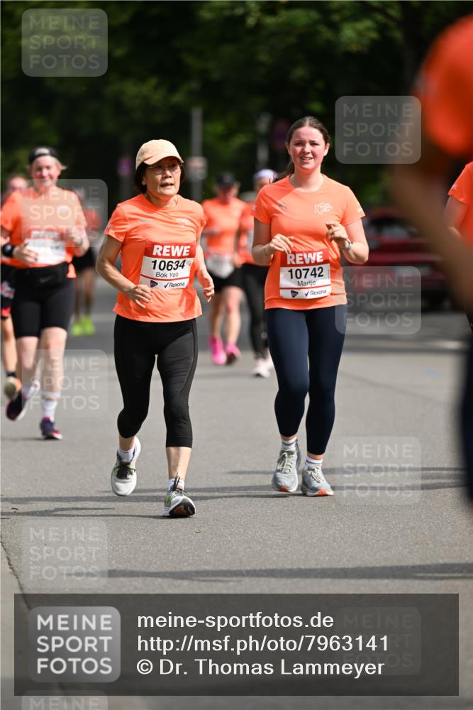 15.06.2025 - REWE Women's Run Dr. Thomas Lammeyer http://msf.ph/oto/7963141 15.06.2025 09:51:48 Laufen 10634, 10742 meine-sportfotos.de