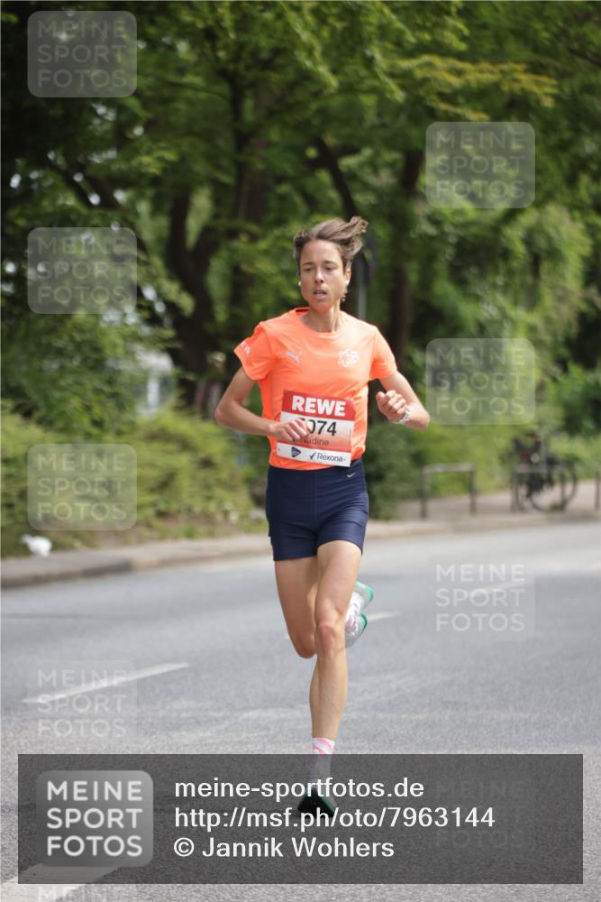 15.06.2025 - REWE Women's Run Jannik Wohlers http://msf.ph/oto/7963144 15.06.2025 09:56:52 Laufen 074 meine-sportfotos.de