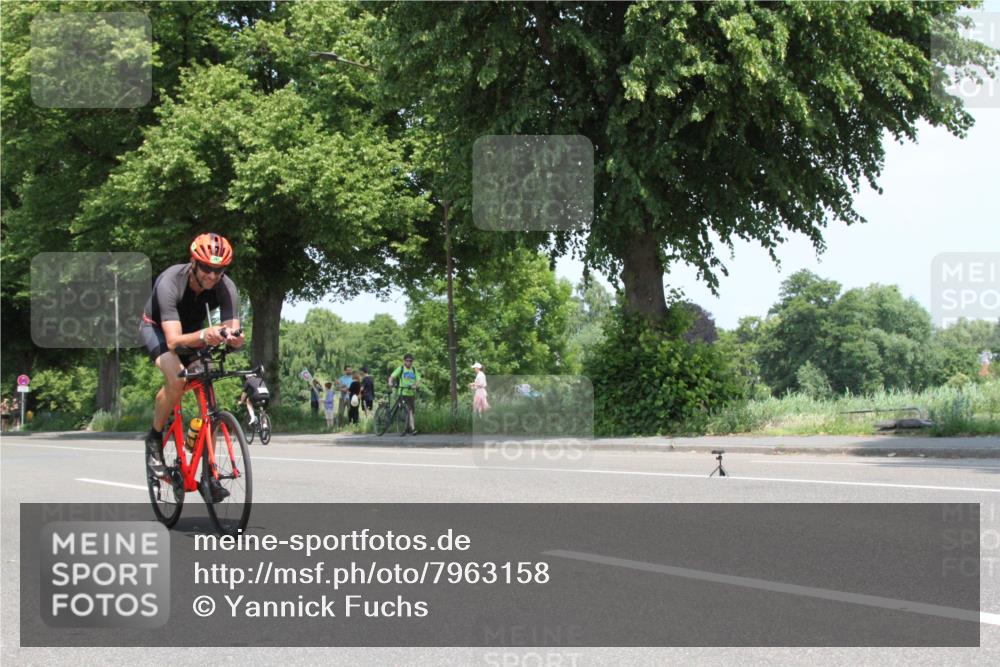 15.06.2025 - 7 Türme Triathlon Yannick Fuchs http://msf.ph/oto/7963158 15.06.2025 12:48:08 Radfahren  meine-sportfotos.de