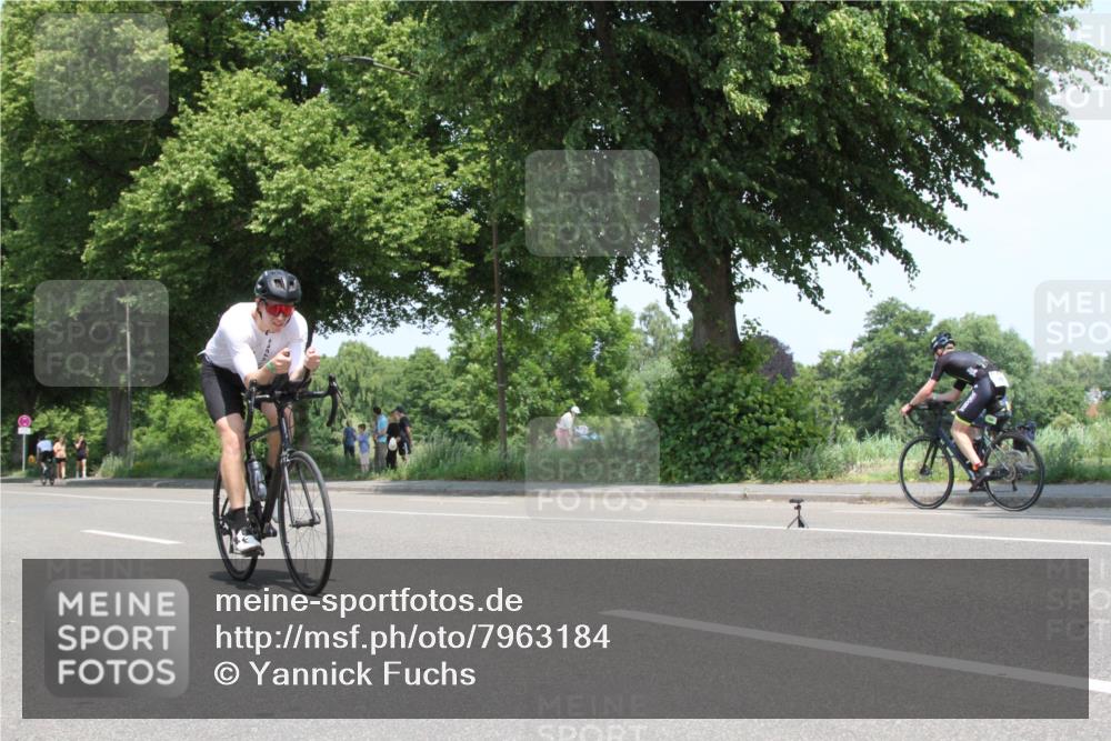 15.06.2025 - 7 Türme Triathlon Yannick Fuchs http://msf.ph/oto/7963184 15.06.2025 12:48:21 Radfahren  meine-sportfotos.de