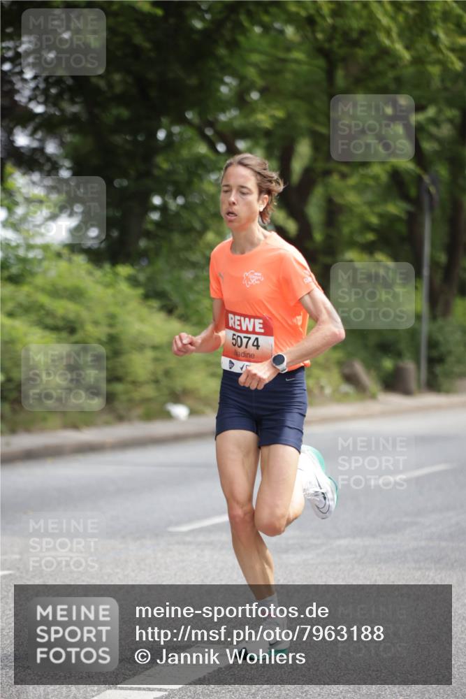 15.06.2025 - REWE Women's Run Jannik Wohlers http://msf.ph/oto/7963188 15.06.2025 09:56:52 Laufen 5074 meine-sportfotos.de