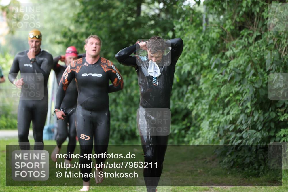 15.06.2025 - 7 Türme Triathlon Michael Strokosch http://msf.ph/oto/7963211 15.06.2025 12:15:50 Schwimmen 366, 446, 500, 503, 537, 575, 583 meine-sportfotos.de