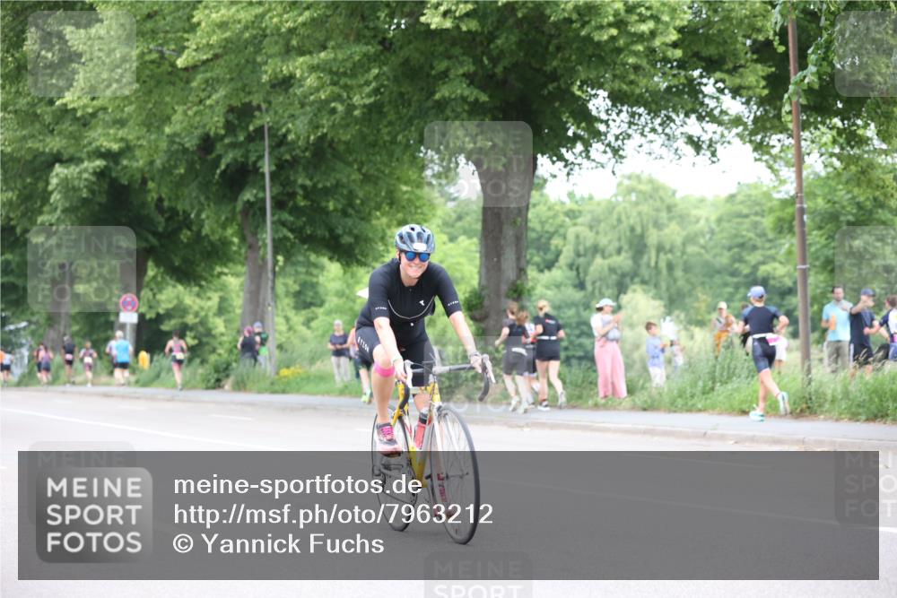 15.06.2025 - 7 Türme Triathlon Yannick Fuchs http://msf.ph/oto/7963212 15.06.2025 13:53:04 Radfahren 336, 408, 1022 meine-sportfotos.de